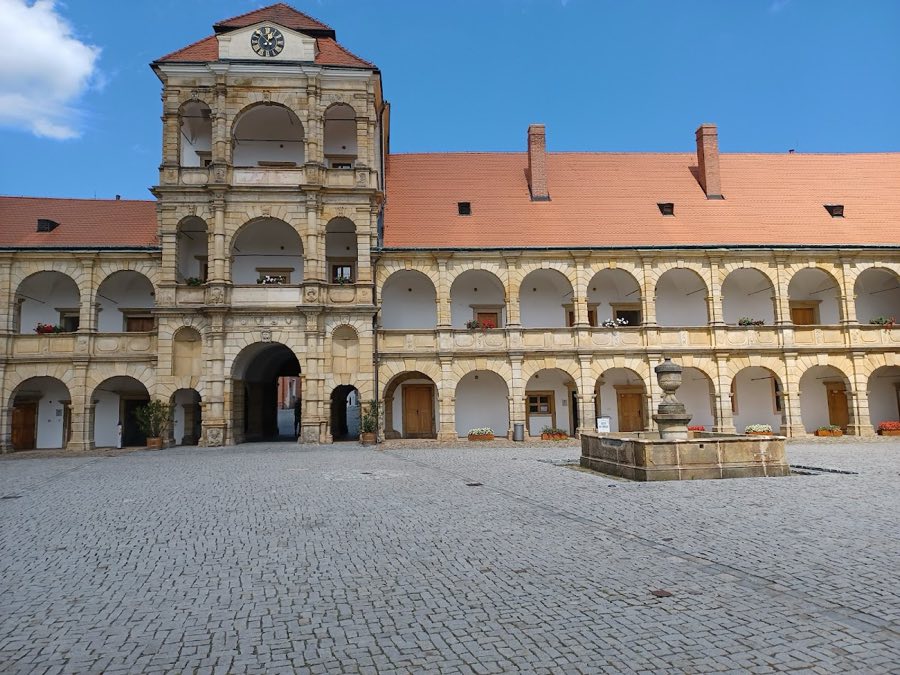Czechia castle image